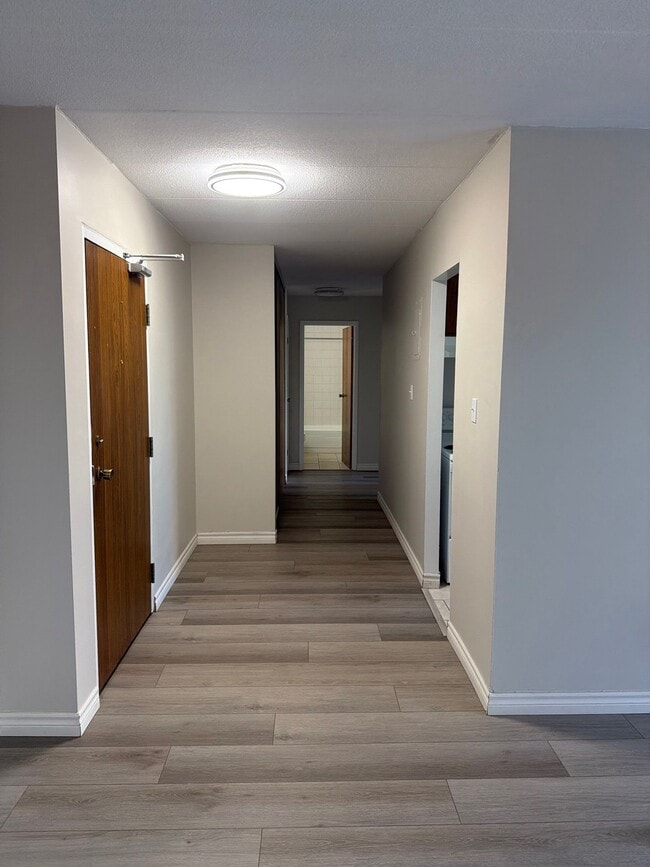 Photo - UPDATED 2 BEDROOM UNIT IN NORTH EAST WATERLOO Unit 302