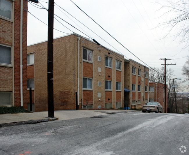 Howard Hill