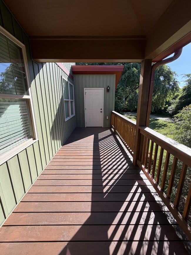 Photo - 102 Fortson St