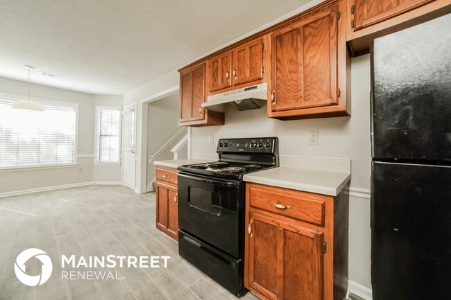 Photo - 6857 Dovefield Ln