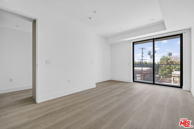 Photo - 1808 Lincoln Blvd Unit 312