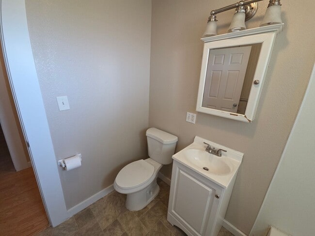 Photo - Peaceful 2 bedroom home
