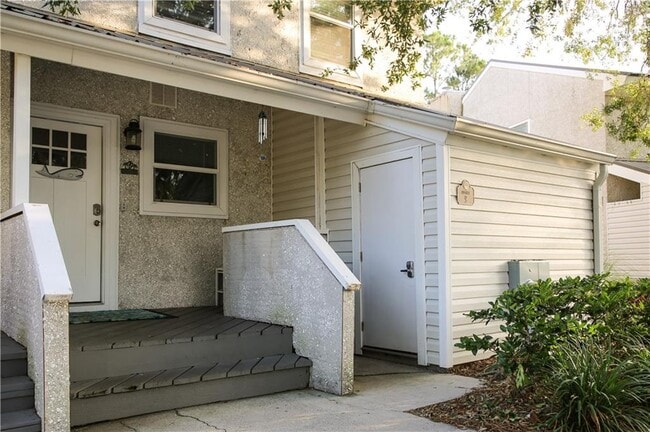 Building Photo - 1000 Sea Island Rd