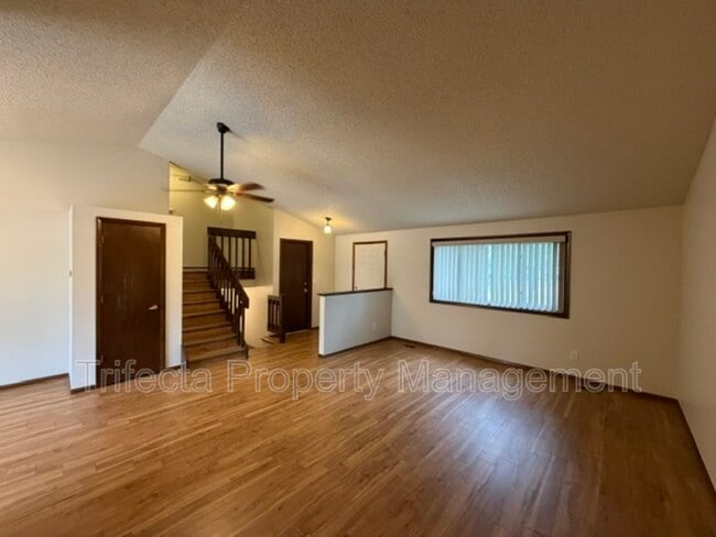 Photo - 2718 Garden Dr