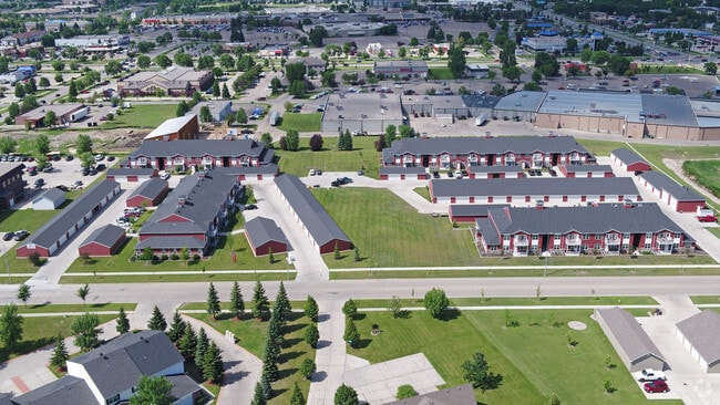 Steeples Apartments