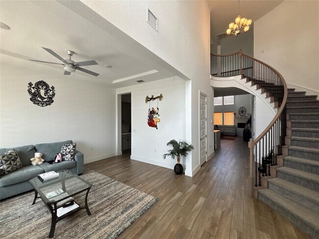 Photo - 16916 Morelle Dr