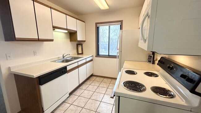 Photo - Evans Place 2