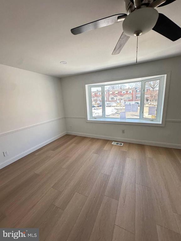 Photo - 3125 Belgreen Terrace