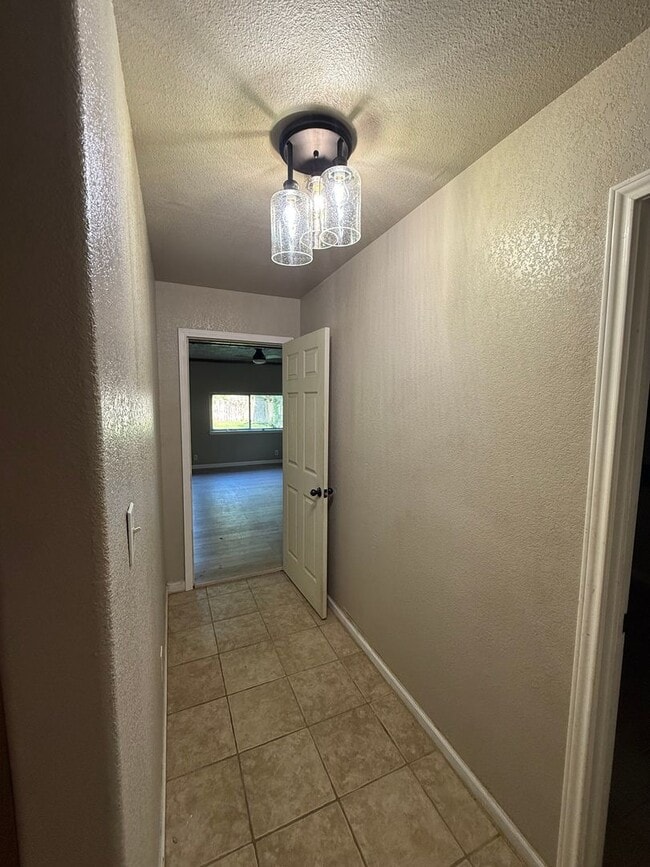 Photo - COMING SOON!!! 3/4 Bedroom, 2 Bathroom Home for Rent in Orange - BridgeCityISD