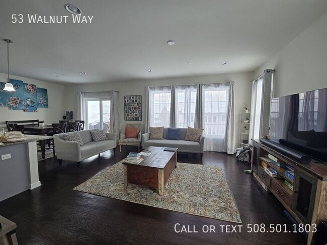 Photo - 53 Walnut Way