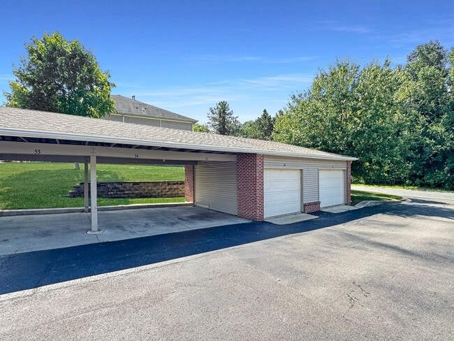 Photo - Battle Creek 3 Bedroom / 2 Bath Apartment – Available Now!