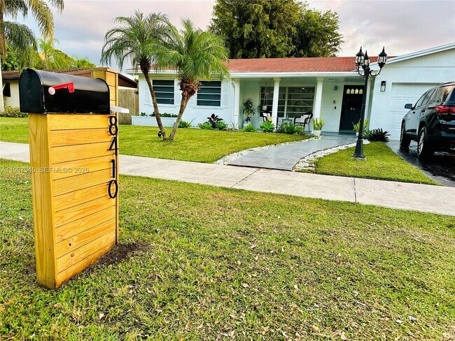 Photo - 8410 SW 201st St