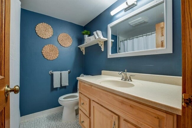 6409-6411 Hammersley Rd Duplex - 6409-6411 Hammersley Rd Duplex Apartment Unit 6409