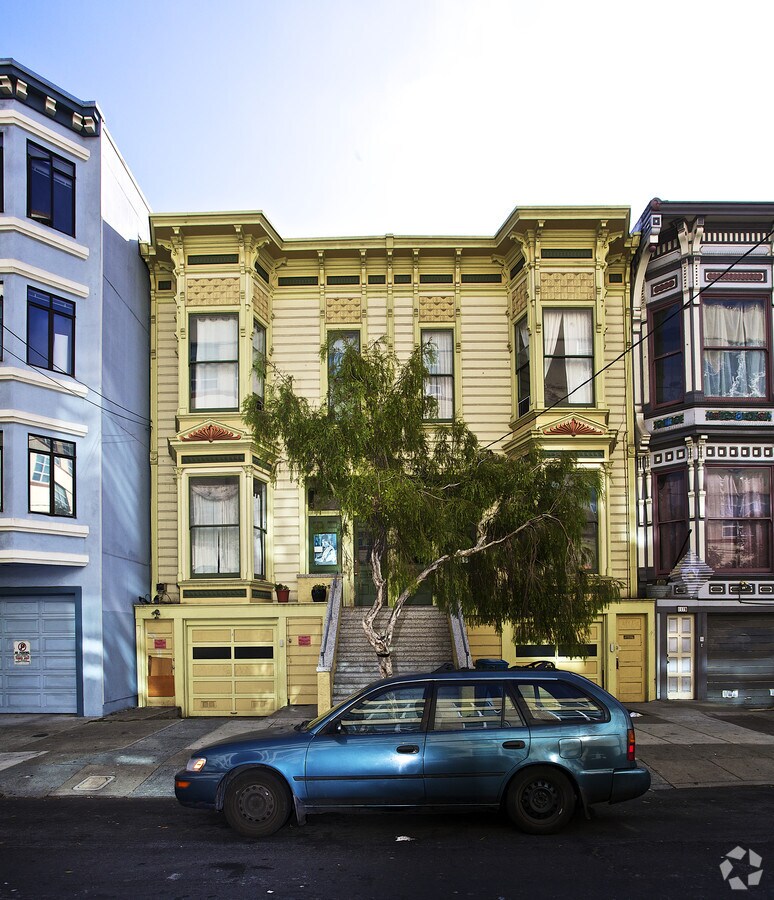 Photo - 113-115 1/2 Bartlett Street