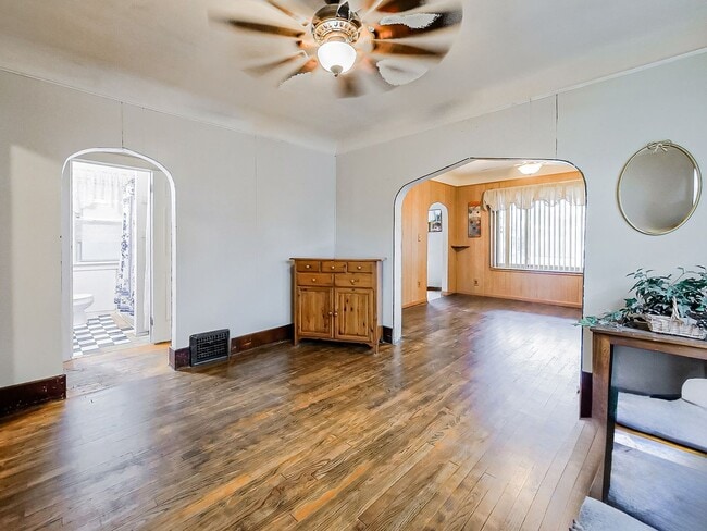 Photo - AVAILABLE NOW! Charming 3-Bedroom Home in Warren!