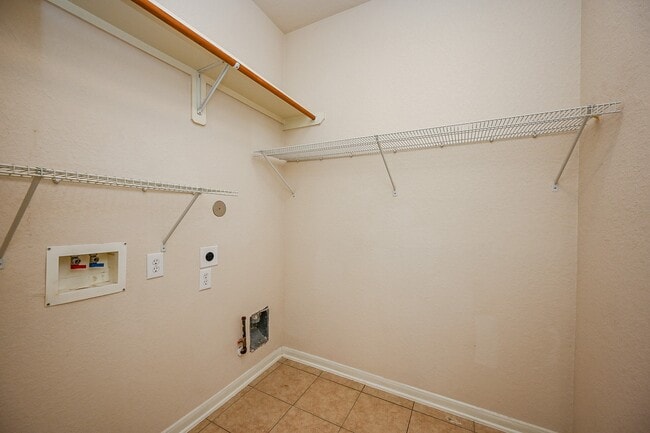 Building Photo - 4411 Wellington Grove Ln