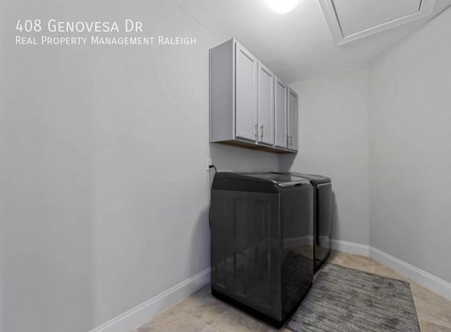 Photo - 408 Genovesa Dr