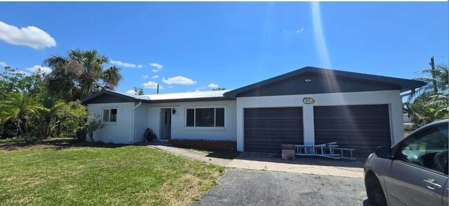 Building Photo - 625 Pompano Terrace