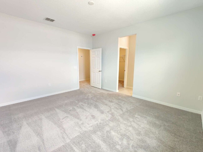 5106 Sea Mist Ln