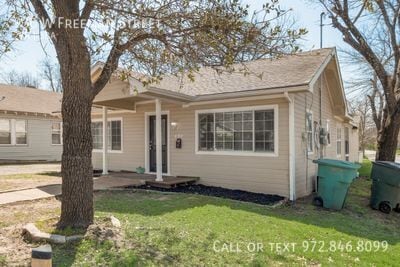 Photo - 930 Freeman St