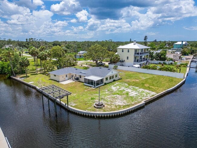 Photo - 1034 Canal St