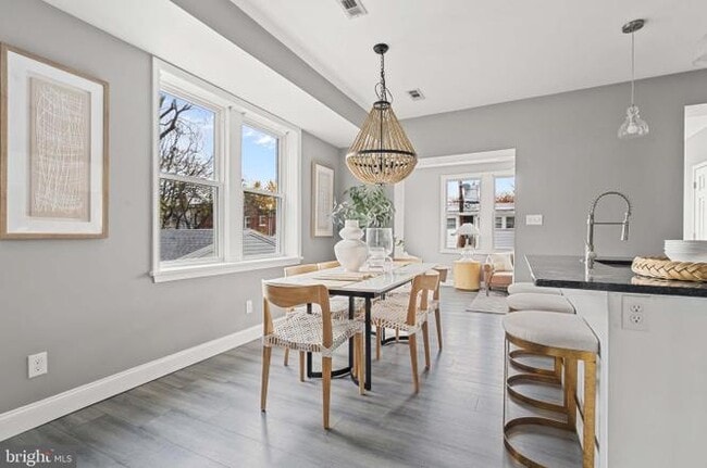 Photo - 1416 S St SE