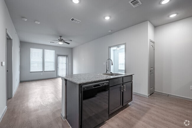 2BR, 2BA - 972SF B2 - Estates at Shiloh