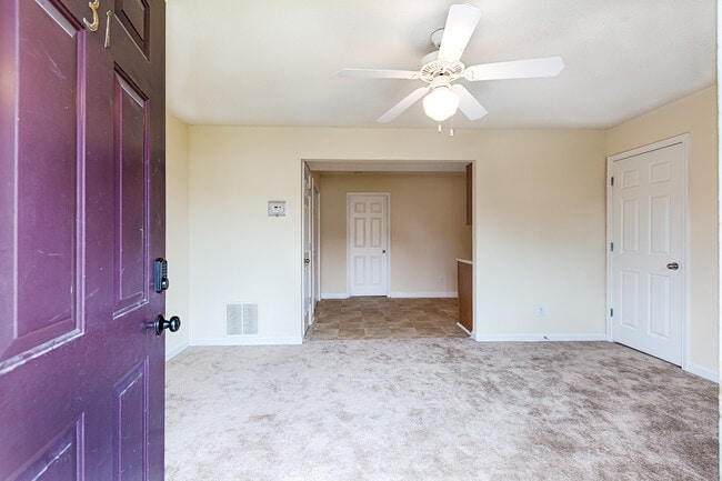 Photo - 31 Middlebrook Dr
