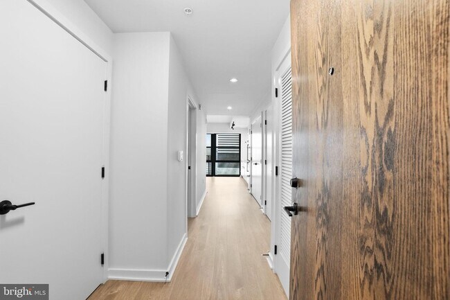 Photo - 1625 Eckington Pl NE Unit 413