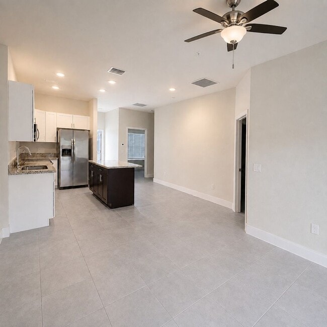 3221-3409-3409 SW 8th Pl Unit 3303-Unit 106