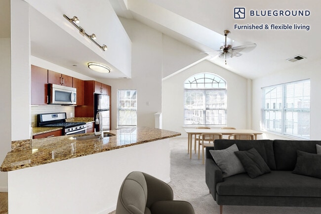 Photo - 998 Stewart Ave Unidad FL3-ID1344A