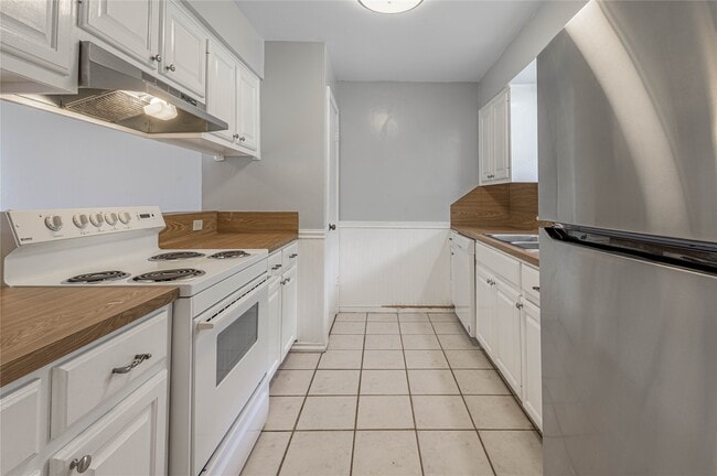Photo - 111B Normal Park Dr Unit B