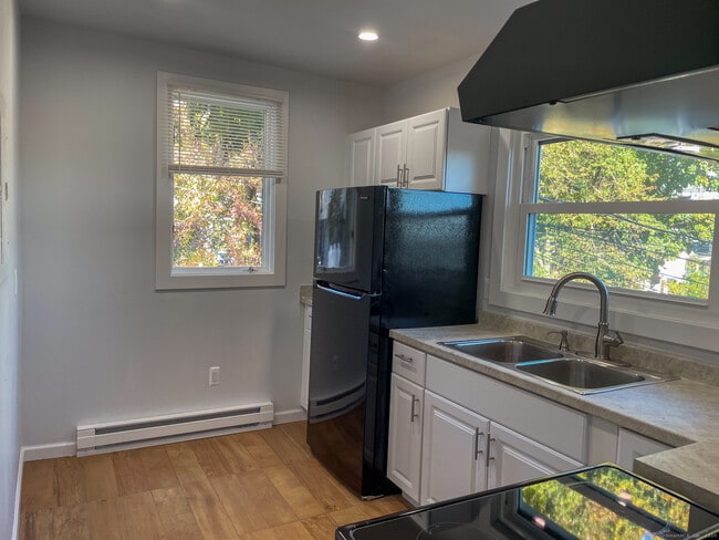 Photo - 155 Bouton St Unidad Front