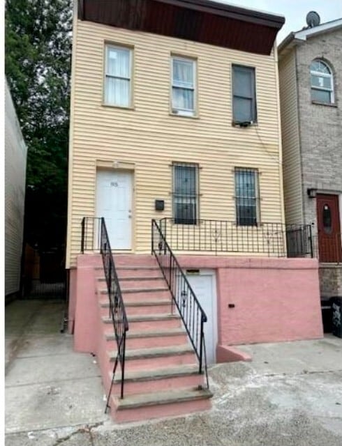 Building Photo - 85 Kearney Ave