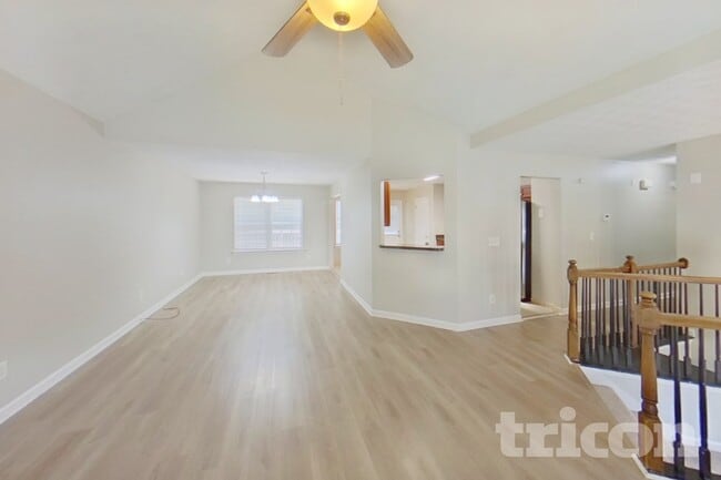 Photo - 1800 Cedar Hill