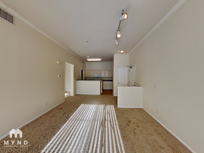 Photo - 12362 Carmel Country Rd Unidad 304