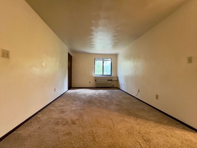 Photo - Cozy One Bedroom Apartment! Exposed Brick ... Unidad 103