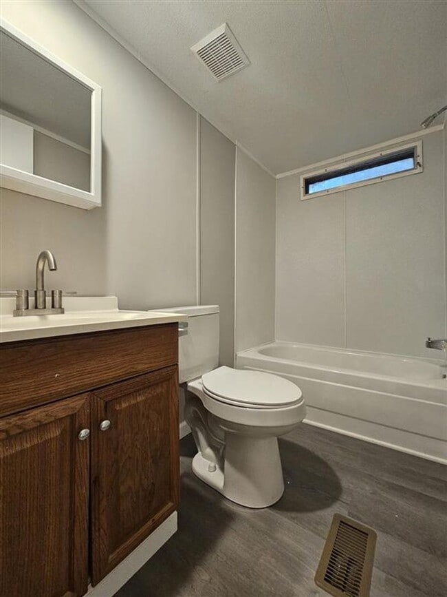 Photo - 2 Bedroom 1 Bathroom Manufactured Home For Rent! Unit 28 ALD