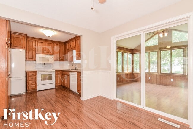 Photo - 211 N Cleveland Ave