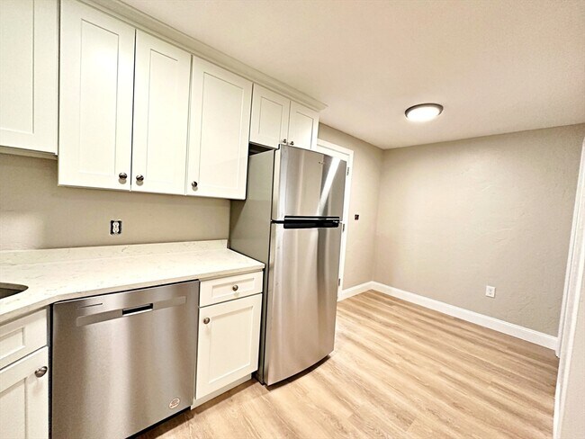 Photo - 89 Cottage St Unit #2