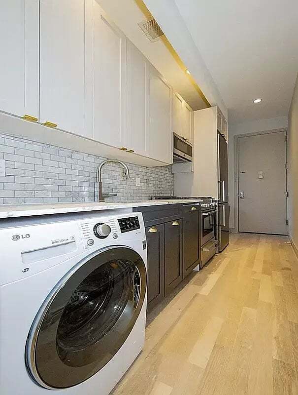 Photo - 199 W 10th St Unidad 6A