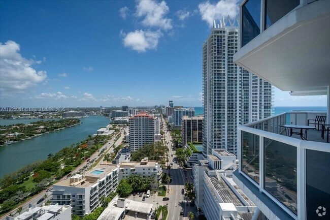 Building Photo - 6301 Collins Ave Unit 2705 Rental