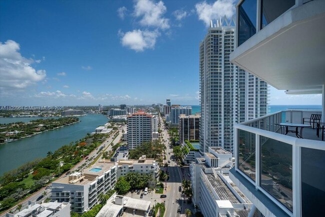 Photo - 6301 Collins Ave Unidad 2705 Rental