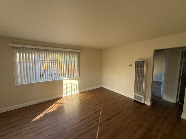 Photo - 761 Shepherd Ave Unit A