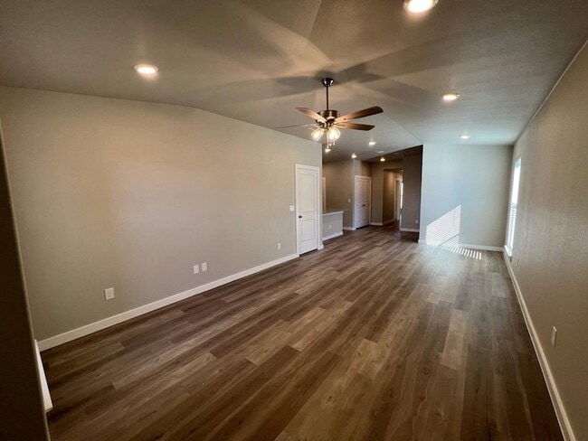 Photo - 2009 Corpus Ave Unit A