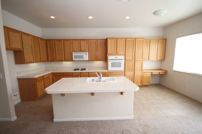 Photo - 4 Bed| 2 Bath | 2263SF | 3 Car Garage | Single Story | Tenant pays $190 monthly for WS&G