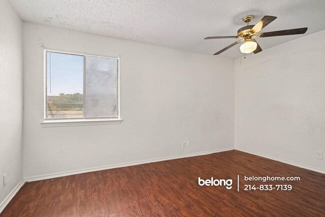 Photo - 232 Shady Ln Dr