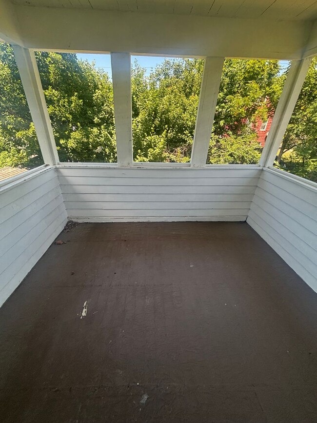 Photo - 4bd Single Cash Pay/Section 8 *SECURITY DEPOSIT SPECIAL*
