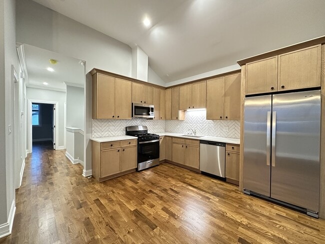 Photo - 549 N Springfield Ave Unidad HFS