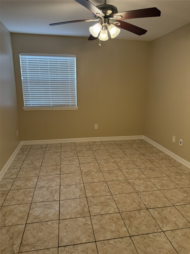 Photo - 712 Memorial Mews St Unit C